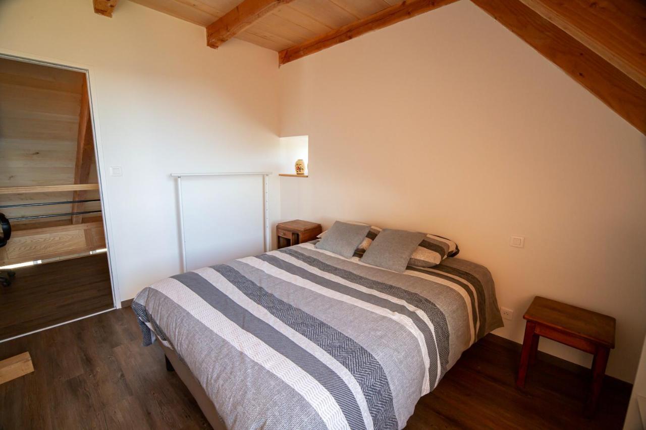Appartement Charmant A Saint Come D'Olt Vue Montagne 80 M² Balconc Exterior foto